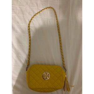 Yellow, Purse